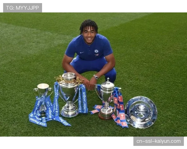 切尔西防守注意力不集中，里斯詹姆斯任意球中柱难掩整体低迷